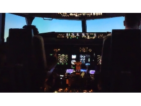 Customer Photo of 737 Simulator Gloucestershire Airport